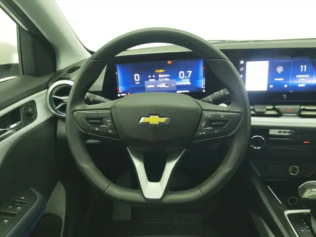 Chevrolet Monza — Фото автомобиля 11