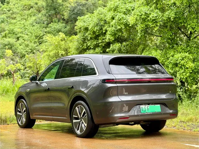 Li Auto L6 — Фото автомобиля 4