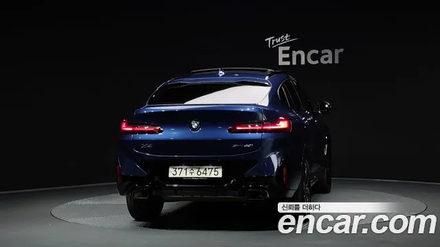 BMW X4 xDrive20i M Sport Pro — Фото автомобиля 4