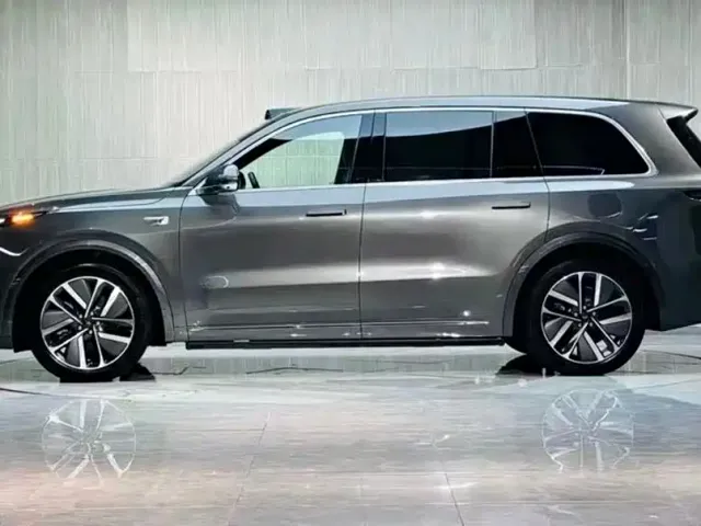 Li Auto L9 — Фото автомобиля 3