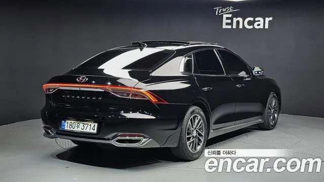 Hyundai Grandeur Новый Grandeur IG — Фото автомобиля 2