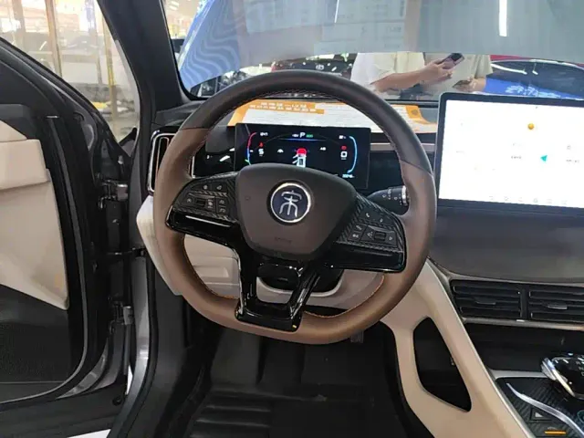 BYD Song Pro — Фото автомобиля 10