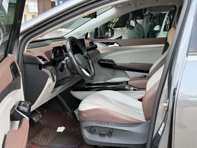 Volkswagen ID.6 X 2022 Smart Pure Long Range Edition — Фото автомобиля 4