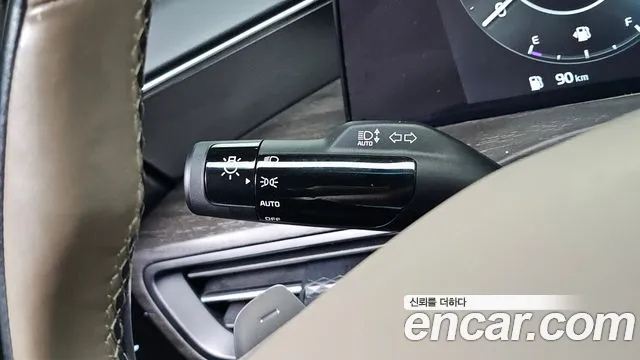 Kia K8 — Фото автомобиля 22