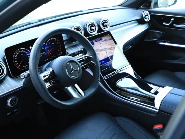 Mercedes-Benz C-Class — Фото автомобиля 2