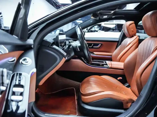 Mercedes-Benz S-Class — Фото автомобиля 4