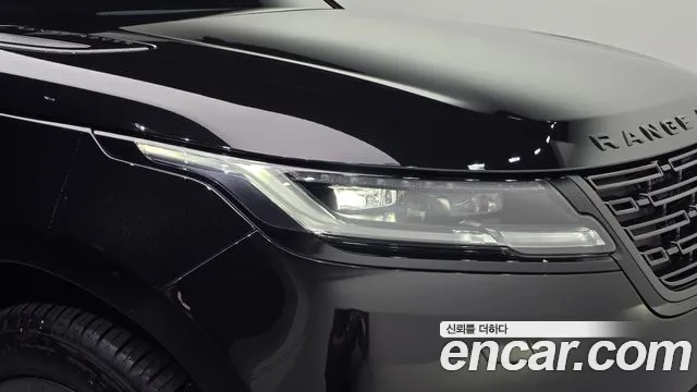 Land Rover Range Rover Velar — Фото автомобиля 17
