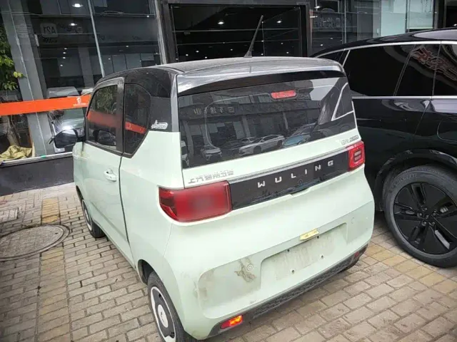 Wuling Hongguang Mini EV — Фото автомобиля 4