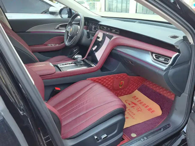 Hongqi H5 — Фото автомобиля 22