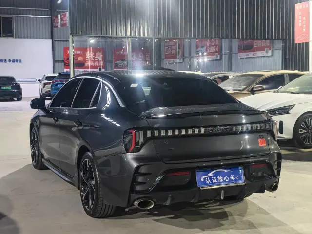 Lynk & Co 03 — Фото автомобиля 9