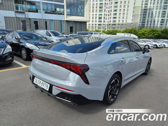 Kia K5 Новый K5 3 поколение 2.0 LPi(Для проката) — Фото автомобиля 5