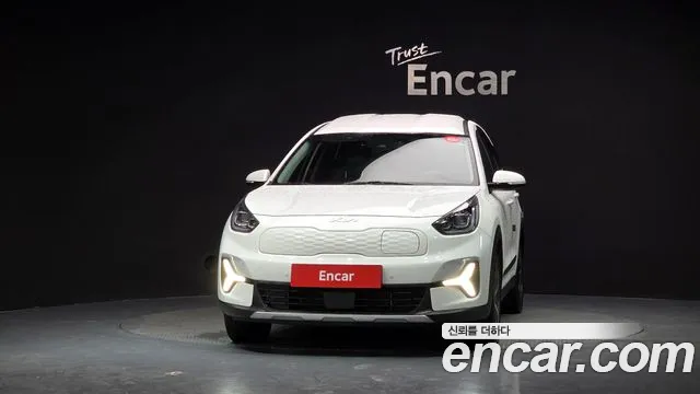 Kia Niro Niro Plus Earth — Фото автомобиля 3