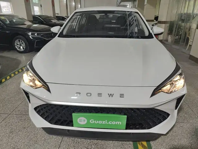 Roewe i5 — Фото автомобиля 2