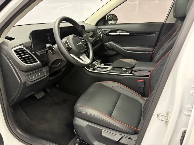 Kia Seltos — Фото автомобиля 6