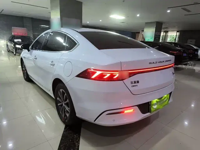 BYD Qin PLUS — Фото автомобиля 4