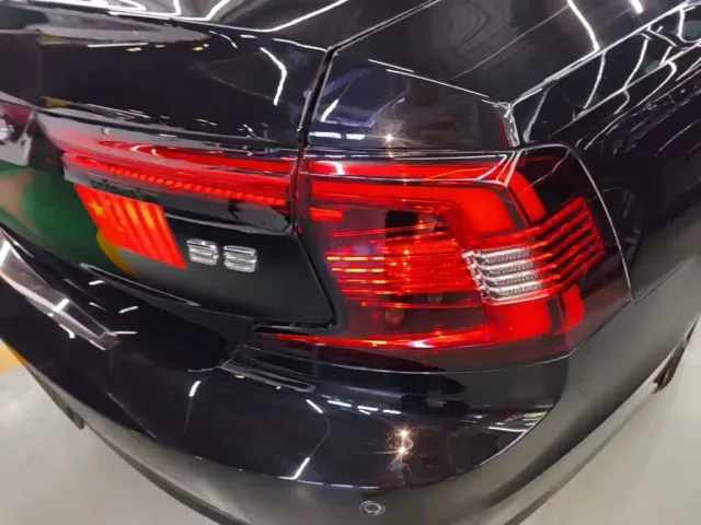 Volvo S90 — Фото автомобиля 7