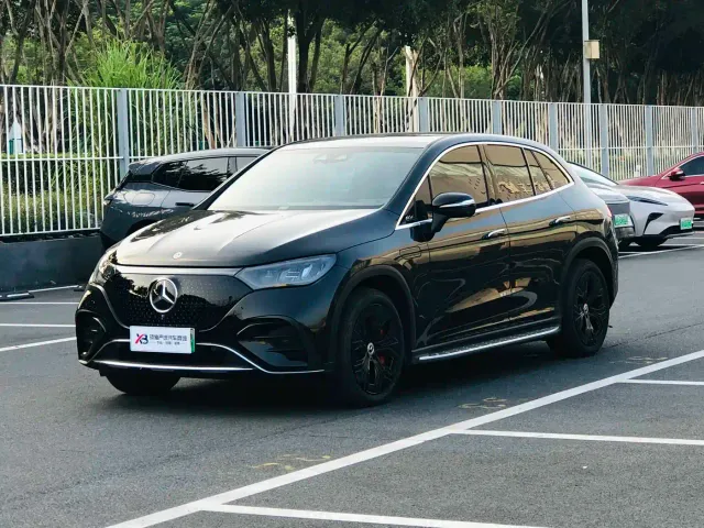 Фотография автомобиля — Mercedes-Benz EQE SUV