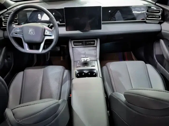 BYD Qin L — Фото автомобиля 8