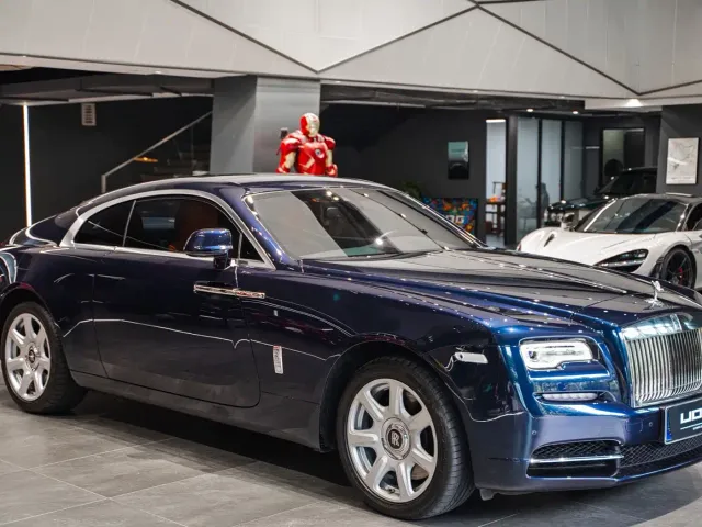 Rolls-Royce Wraith — Фото автомобиля 3
