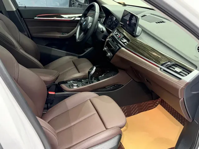 BMW X1 — Фото автомобиля 10