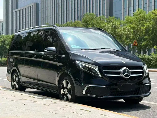 Mercedes-Benz V-Class — Фото автомобиля 3