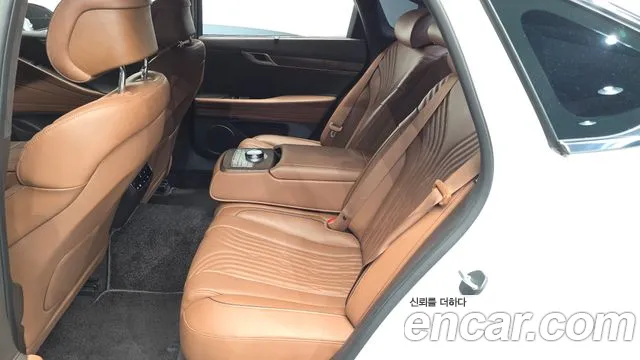 Genesis G80 Бензин 2.5 турбо 2WD — Фото автомобиля 11