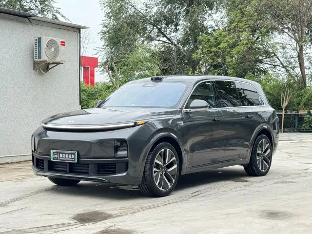 Фотография автомобиля — Li Auto L9