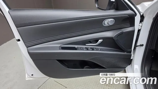 Hyundai Avante — Фото автомобиля 13