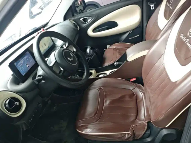 Wuling Bingo — Фото автомобиля 14
