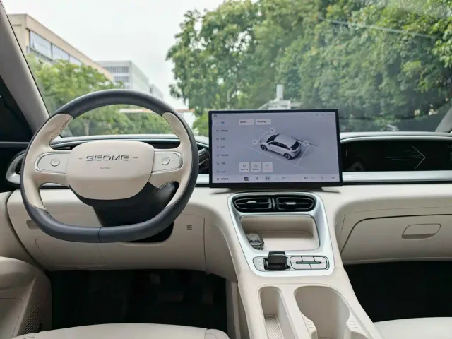Geely Starry Wish — Фото автомобиля 11