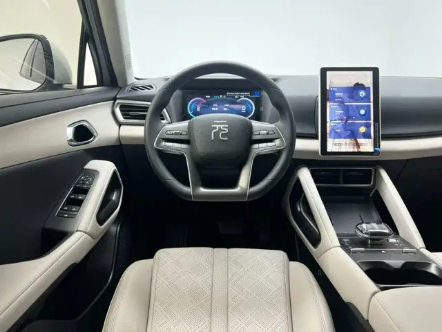 BYD Yuan UP — Фото автомобиля 22