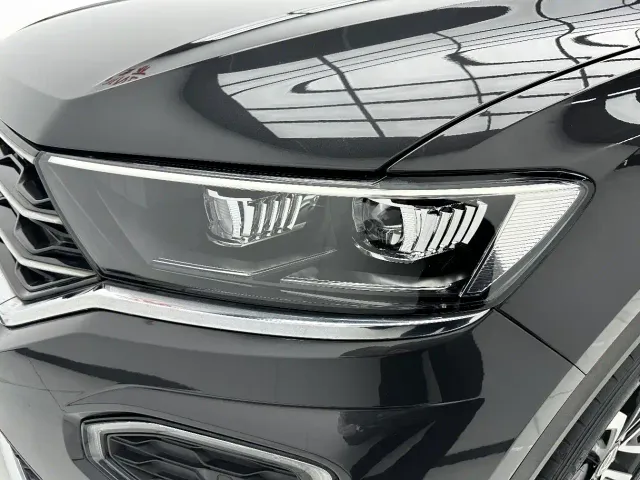 Volkswagen T-Roc — Фото автомобиля 11