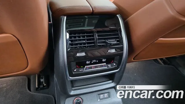 BMW X7 — Фото автомобиля 13