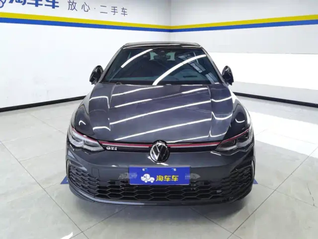 Volkswagen Golf GTI — Фото автомобиля 2