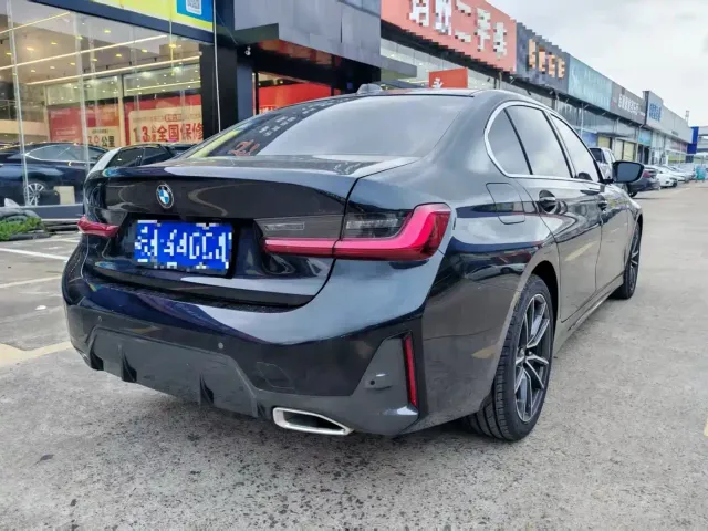BMW 3 Series — Фото автомобиля 6