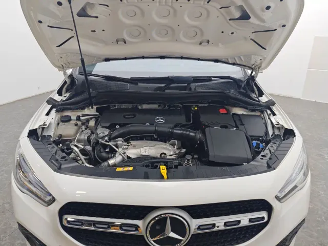 Mercedes-Benz GLA-Class — Фото автомобиля 13