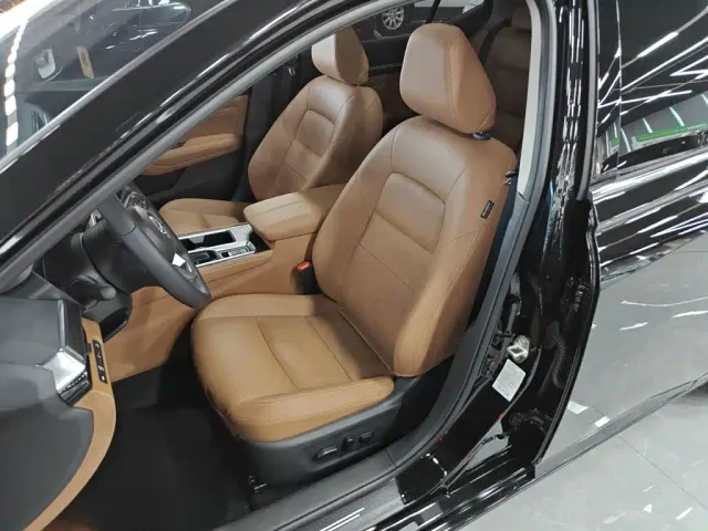 Nissan Teana — Фото автомобиля 17