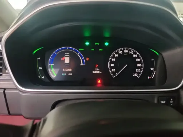 Honda Elysion — Фото автомобиля 7