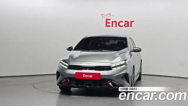 Kia K3 Новый K3 2 поколение 1.6 Turbo GT 5 дверей — Фото автомобиля 3