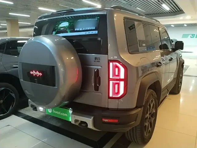 BYD FangChengBao Leopard 5 — Фото автомобиля 6
