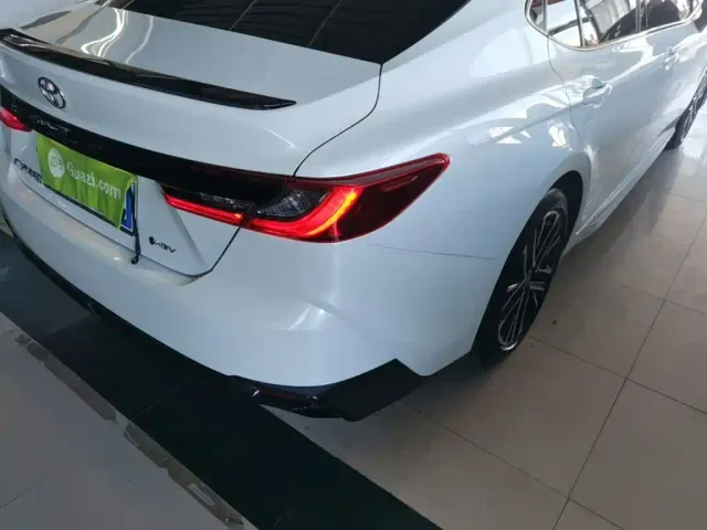 Toyota Camry — Фото автомобиля 7