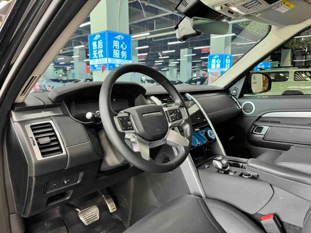 Land Rover Discovery — Фото автомобиля 5