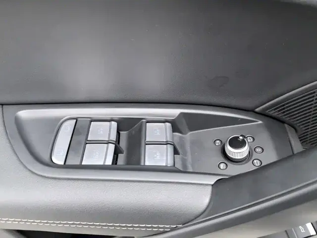 Audi Q5L — Фото автомобиля 9