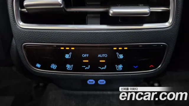 Genesis GV70 — Фото автомобиля 29