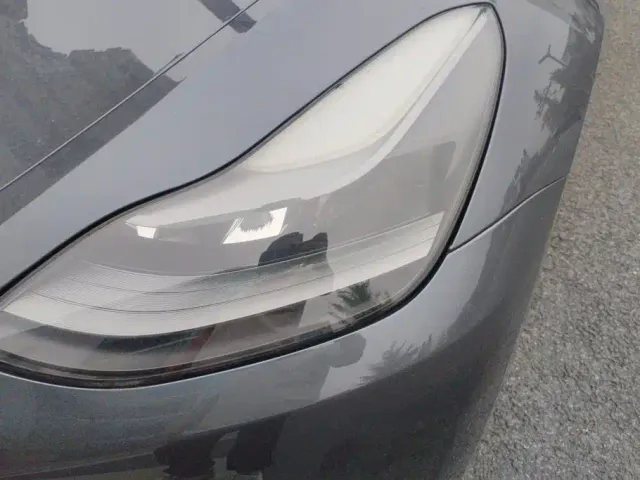 Tesla Model Y — Фото автомобиля 5