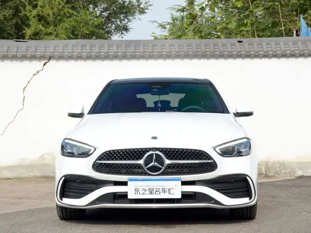 Mercedes-Benz C-Class — Фото автомобиля 2