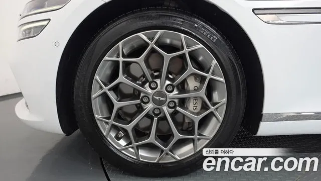 Genesis G80 RG3 — Фото автомобиля 5