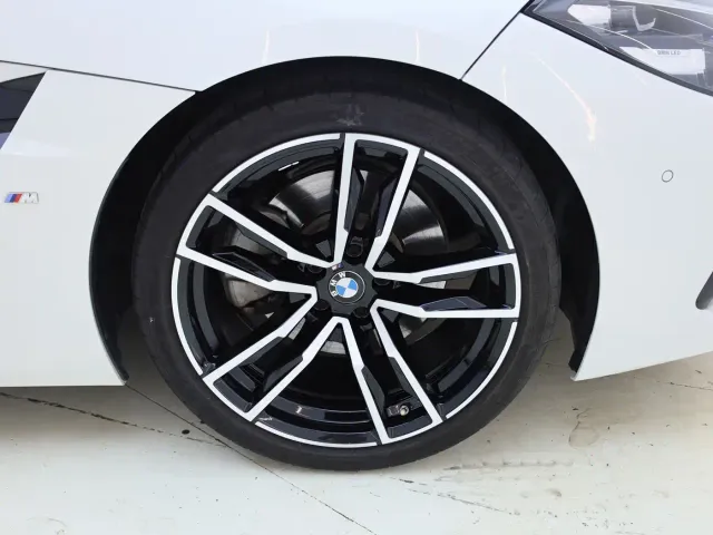 BMW Z4 — Фото автомобиля 21