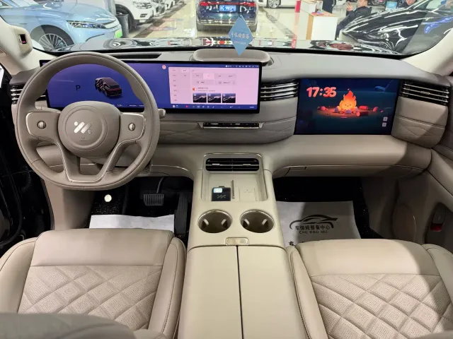 IM Motors LS9 — Фото автомобиля 10