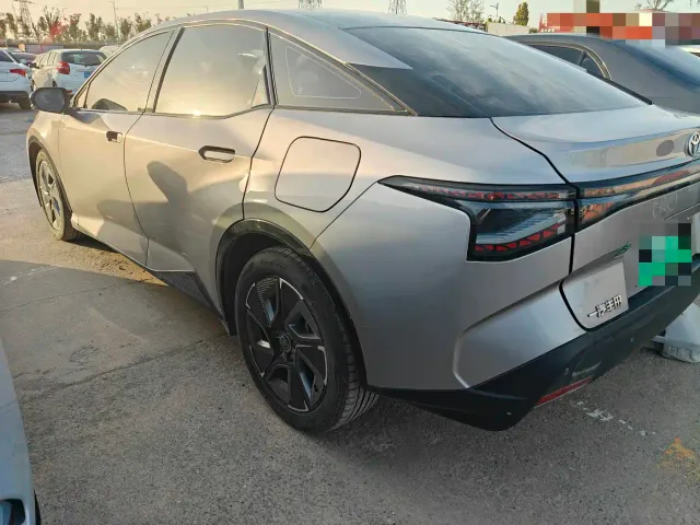 Toyota bZ3 — Фото автомобиля 9